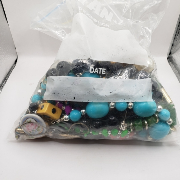 Vibrant Bandana Broken Jewelry Craft Bundle - Picture 6 of 16